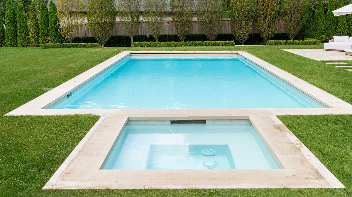 Renting Your Home Swimming Pool in Illinois